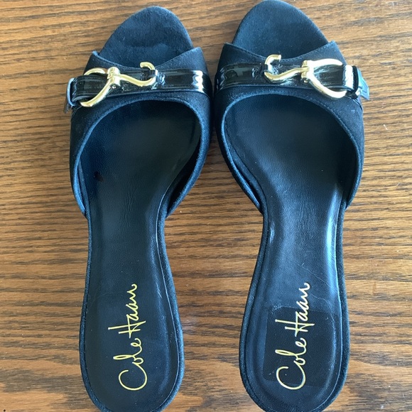 Cole Haan Nike air  black suede/leather mule sandals w gold hardware EUC - Picture 4 of 6